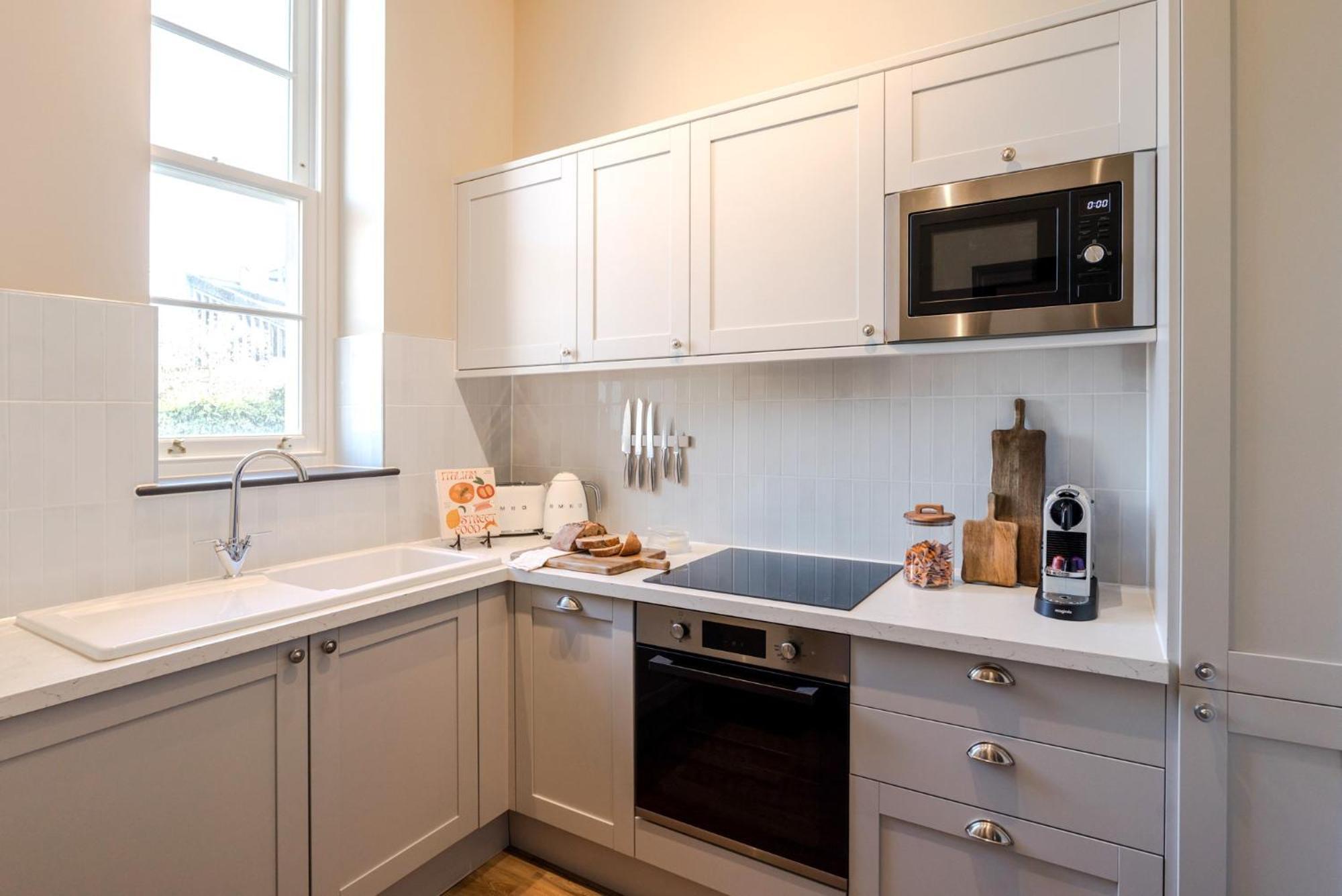 Pembroke House I Your Apartment 布里斯托 客房 照片